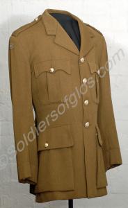 Service dress jacket with Presidential Unit Citati