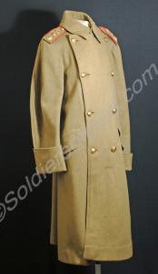 Infantry Officer's greatcoat with Colonel's rank i
