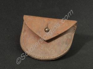 Leather revolver ammunition pouch. 1917.