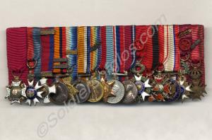 Group of sixteen miniature medals; Companion's Bad