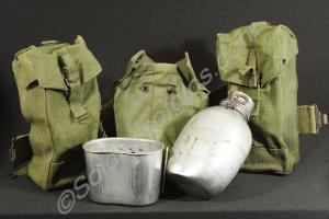 Complete set of jungle green webbing equipment, in