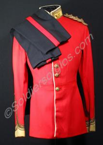Scarlet tunic with primrose facings and blue overa