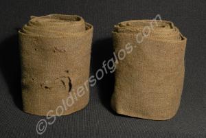 Pair of woollen khaki puttees. Gloucestershire Reg