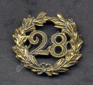 Officer's gilt back badge with '28' within a close