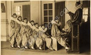 5th Division Concert party, "The Whizz-Bangs". 12t