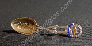 Silver shooting team spoon. Decorated with crossed