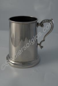 Tankard, silverplated, to Regimental Sergeant Majo