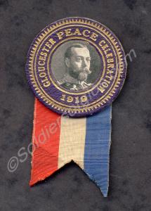Cardboard medal with ribbon, to commemorate the Gl