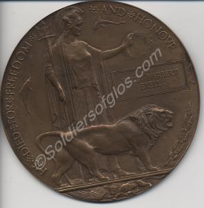 Bronze memorial plaque. Awarded to 1789 Private Pe