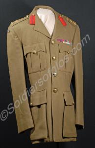 Service dress of a Lt.-Col., with large patch gorg