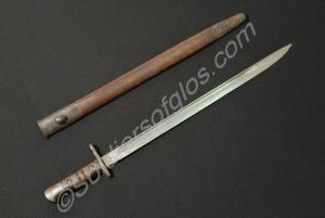 Bayonet and steel with leather with steel tip scab