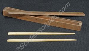 Japanese bone chopsticks in wooden box with slidin