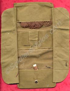 Small khaki housewife 1940 issue, with one needle,