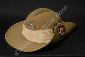 Slouch hat with puggaree worn by Private Clifford