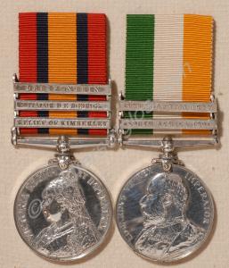 Group of two medals; Queen's South Africa Medal wi