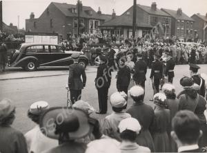 Queen Elizabeth II to visting  5th (Territorial)
