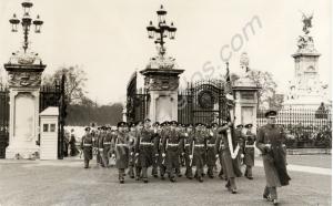 St. James Palace Guard leaving. 1st Battalion, The