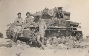 Wrecked German tank - Pzkpfw IV Ausf F1.  Southern