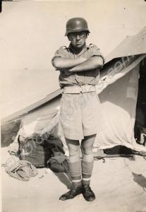 Dickie Pearson. Royal Gloucestershire Hussars. Egy