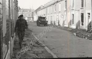 The Glosters in Belfast, Northern Ireland 1972. (L