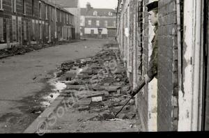 The Glosters in Belfast, Northern Ireland 1972. (L