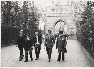 Regimental Association Members and Veterans at Rus