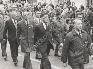 Veterans and Regimental Association members marchi
