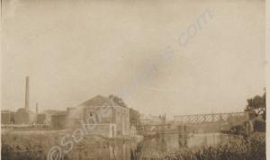 Temporary bridge over river. 1914-1918.