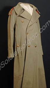 Liuetenant-Colonel's khaki greatcoat. Gloucestersh