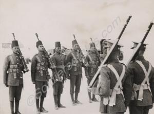 Soldiers of "C" Company changing guard with Egypti