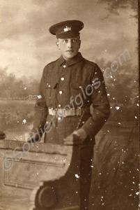 Studio photograph of 13134, Pte Arthur, Jack, Pryk