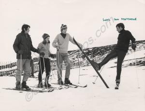 Warrant Officer Ian Matthews giving a winter sport