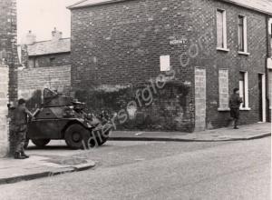 Corporal Gleeson (left) and Private Cleal. "D" Com