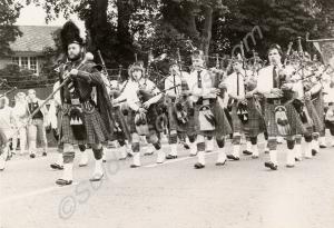 Youth pipes and drums on an Orange Day Parade, Nor