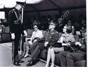Brigadier Heidenstam talking to General Ferguson.