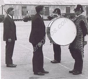 Presentation of a new bass drum by Major-General E