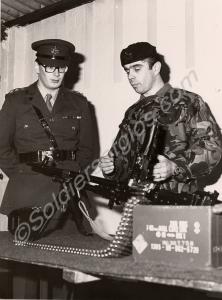 "Sergeant Heavens demonstrates the GPMG to the Duk