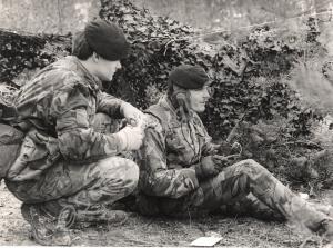 Communication Duo 'Reporting result'. of 3 inch mo