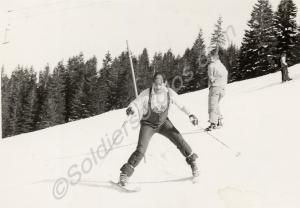 Exercise Snow Queen - Corporal Brookes skiing. Glo