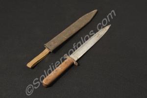 Austrian trench dagger with wooden hilt and steel