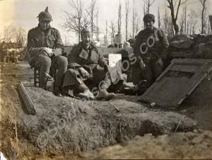 Captain Roger Douglas Scott with another officer a