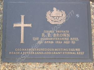 Grave of 5191811 Private R.E. Brown. 10th Battalio