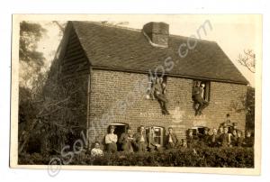 Taken at Butt's Green November 1914. Of the Maxim