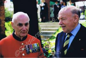 Chelsea Pensioner Bob Middleton with General Sir A