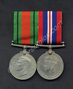 Group of two medals; Defence Medal and War Medal 1
