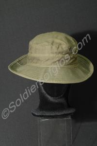 Jungle hat. 1st Battalion, The Gloucestershire Reg