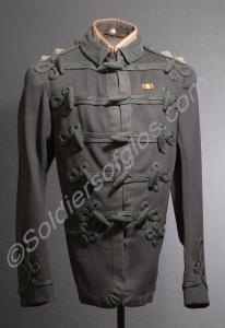 Officer's patrol jacket with detachable collar and