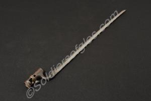 British triangular socket bayonet, with short 17 i